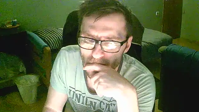 dado-hot12's cam snapshot