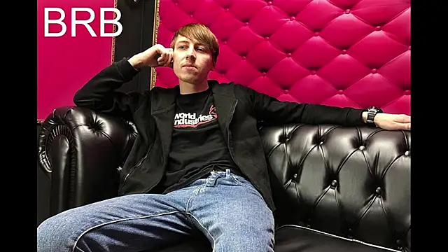 darienlarge live sex cam