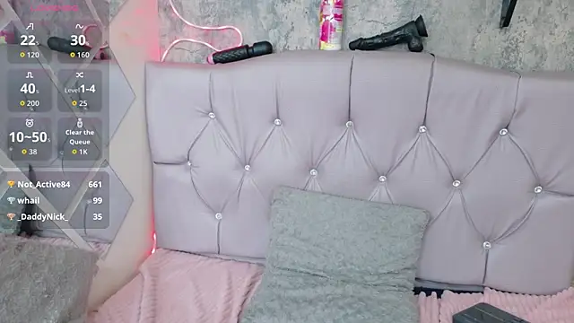 Megan_sophia2's cam snapshot