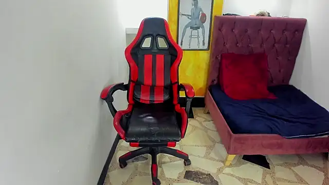 alison_moon7's cam snapshot