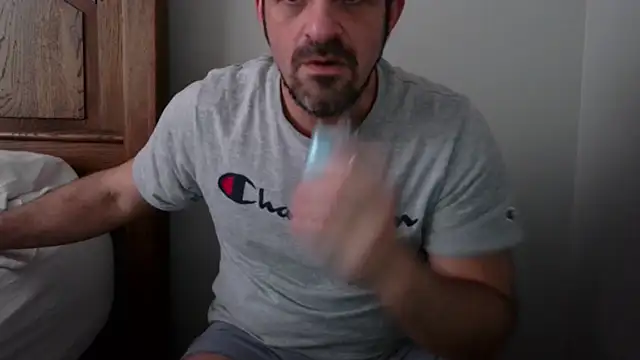 Troyt87 live sex cam