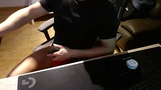 sensualman90 live sex cam