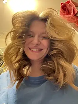 MaryHiggins live sex cam