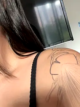 IrisBaker live sex cam