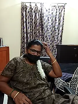 menaka-tamil's cam snapshot