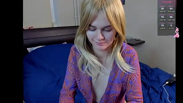 JulieTaylors live sex cam