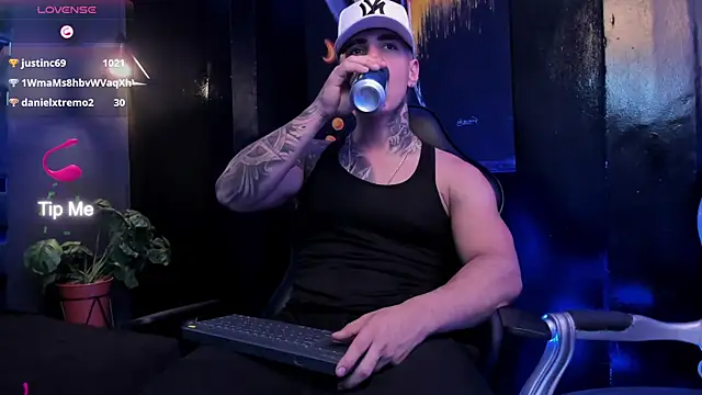 SalvatoreDmore's cam snapshot