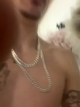 Polaroid_White's cam snapshot