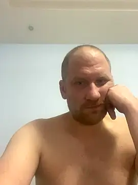 Krzysiekg123 live sex cam