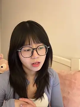 Ella-AAAAA live sex cam