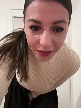 EdaQueen live sex cam