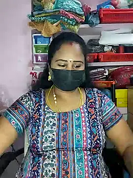 Tamil_devagi's cam snapshot