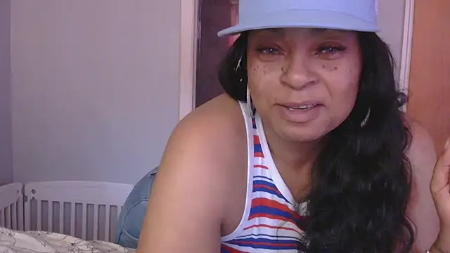 MSweetLindaParks live sex cam