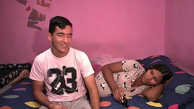 Sweetiefoxxx live sex cam