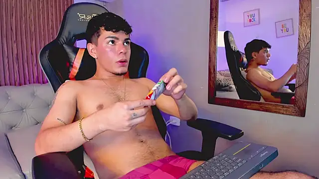 Hot_alex21 live sex cam