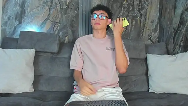 Daviid_laidd live sex cam