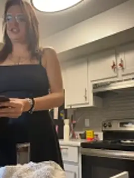 SafeinouterSpace's cam snapshot