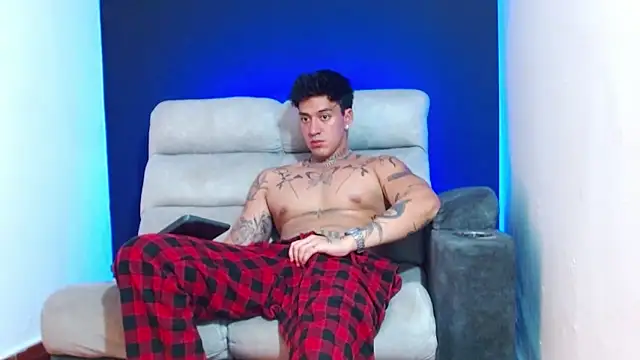 JUSTIN_FULLER1 live sex cam