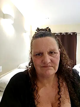 MissQueenBeex's cam snapshot