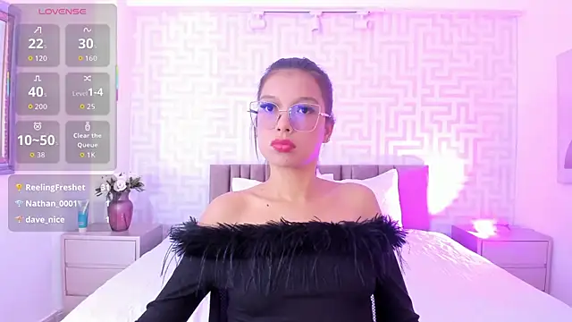 Alondra_2526's cam snapshot