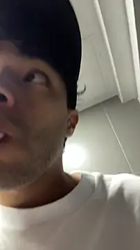 RaphaelDufort live sex cam