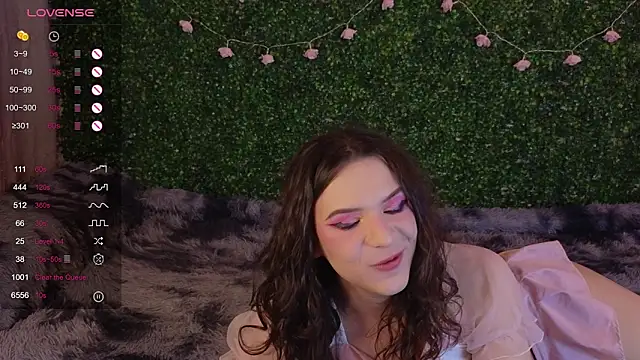 EkaterinaUpple live sex cam