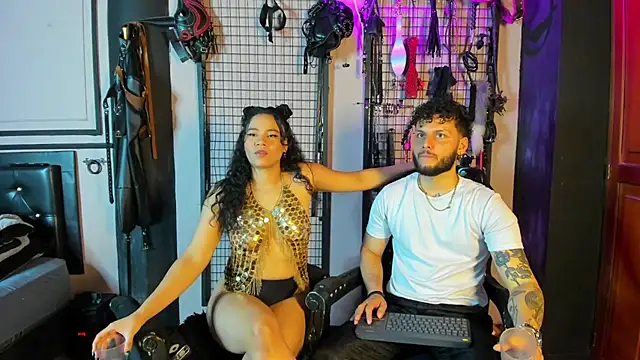 Twisted_Fantasy live sex cam