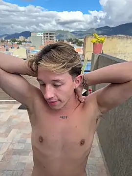 charming_twink live sex cam