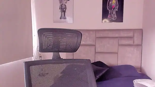 paul_rogerr live sex cam