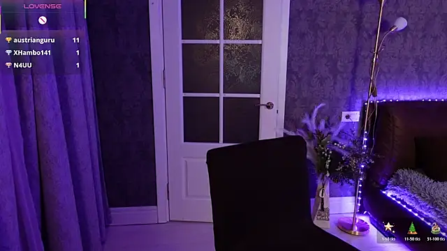 LisaElfy's cam snapshot