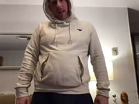 God_Of_ThundeRR's cam snapshot