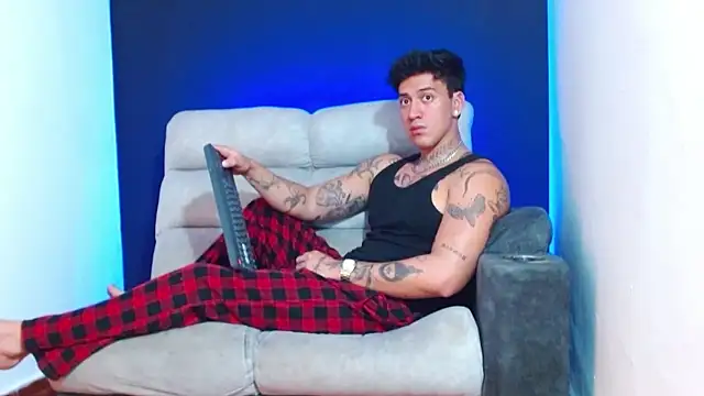 JUSTIN_FULLER1 live sex cam