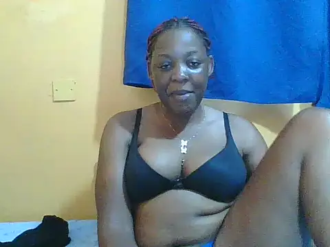 Prettyblackgal's cam snapshot