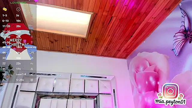 mia_peyton's cam snapshot