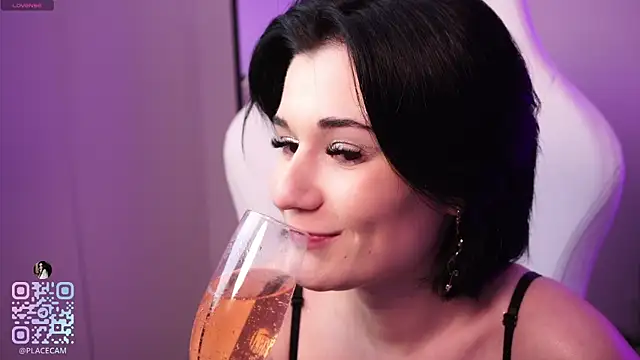 Lucy_Kitten's cam snapshot