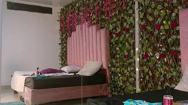 MiaJanss's cam snapshot