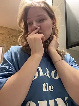 MaryHiggins's cam snapshot