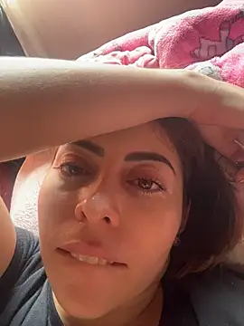 LilaSuni live sex cam