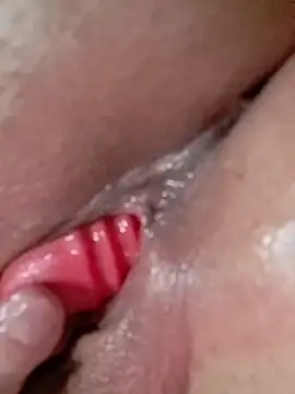 GypsyEsmeralda's cam snapshot