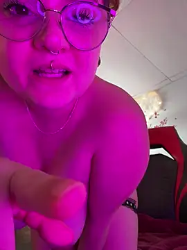 CurvesNChaos's cam snapshot