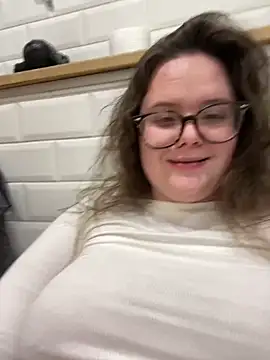 MariaMirabella's cam snapshot