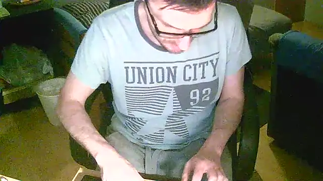 dado-hot12's cam snapshot