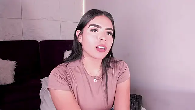 LovelyEyesx's cam snapshot