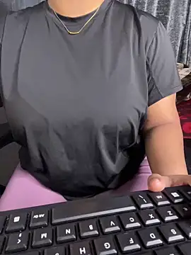 Ritu-Babe live sex cam