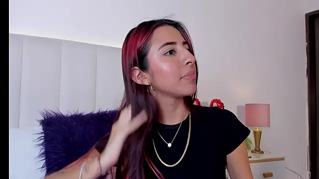 Mirandaa_Rogers's cam snapshot