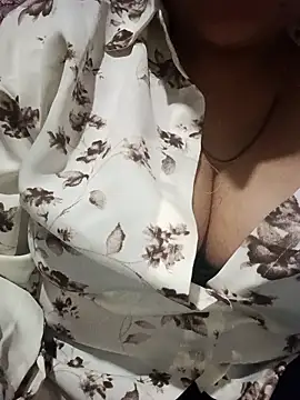 01Roshani's cam snapshot