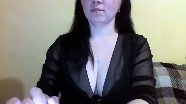 Vitalina282128 live sex cam