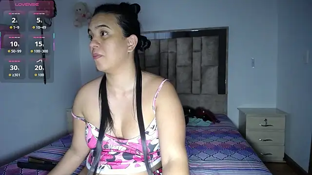 tiffany__pink live sex cam