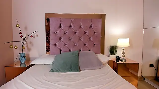 zenda_bianchi live sex cam