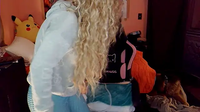 YourSecretGF963 live sex cam